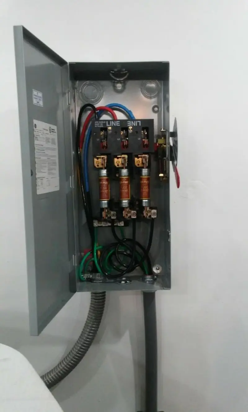 Three-phase disconnect switch installed for Electrical Wiring & Rewiring in Grayson